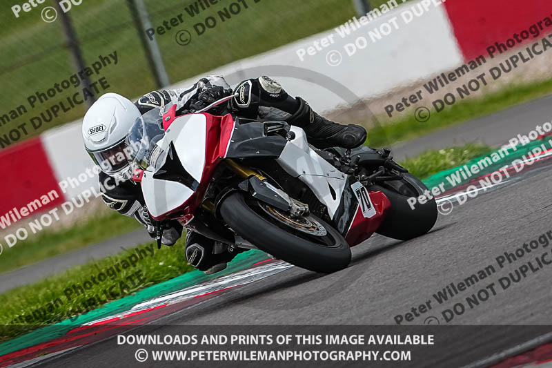 donington no limits trackday;donington park photographs;donington trackday photographs;estoril;event digital images;motorbikes;no limits;no limits trackdays;peter wileman photography;portugal;trackday;trackday digital images;trackday photos